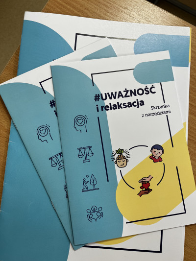 grafika do wpisu: ,, Zdrowie i emocje - skrzynka z narzędziami &#34; - projekt