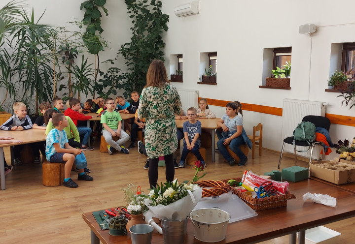 Wycieczka klasy drugiej do ogrodu botanicznego w Radzionkowie